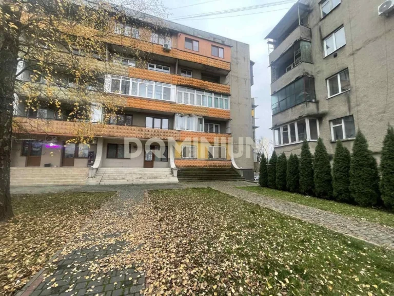 Продается квартира в г. Хуст, возможно переоформление под коммерческий объект