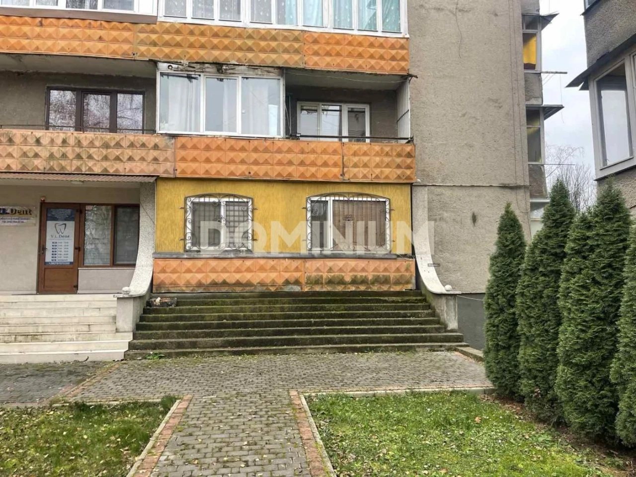 Apartment for sale in the city of Khust, possible transfer of ownership under a co-ownership