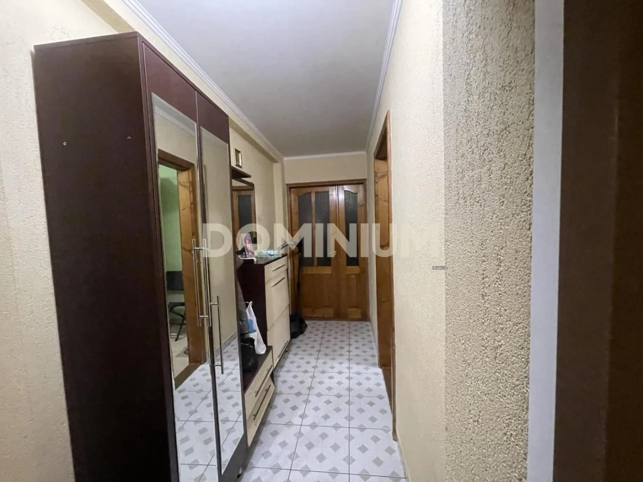 Apartment for sale in the city of Khust, possible transfer of ownership under a co-ownership
