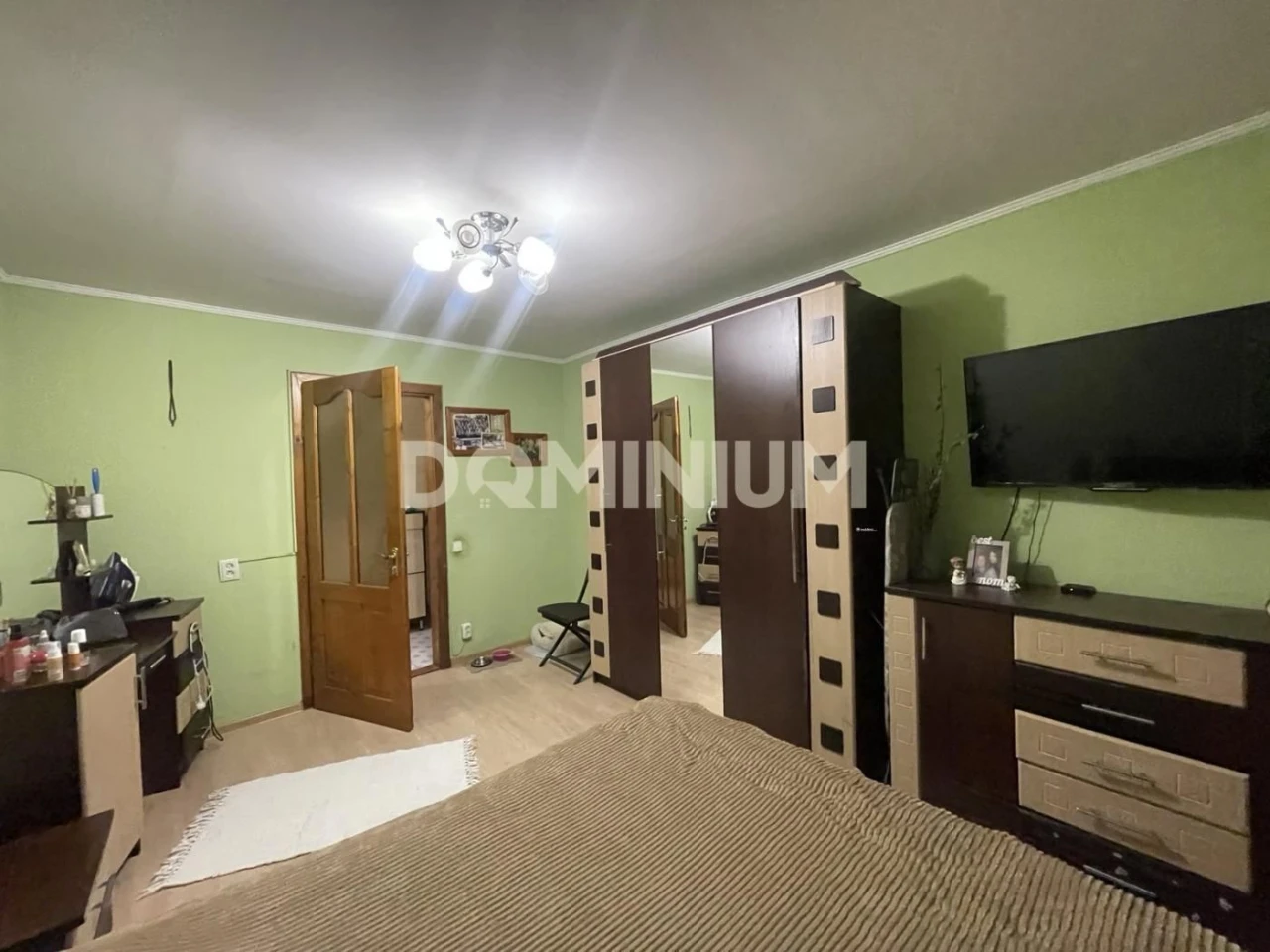 Apartment for sale in the city of Khust, possible transfer of ownership under a co-ownership