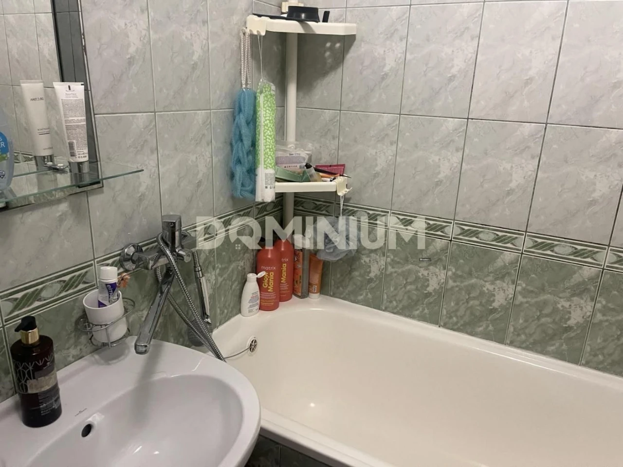 Apartment for sale in the city of Khust, possible transfer of ownership under a co-ownership
