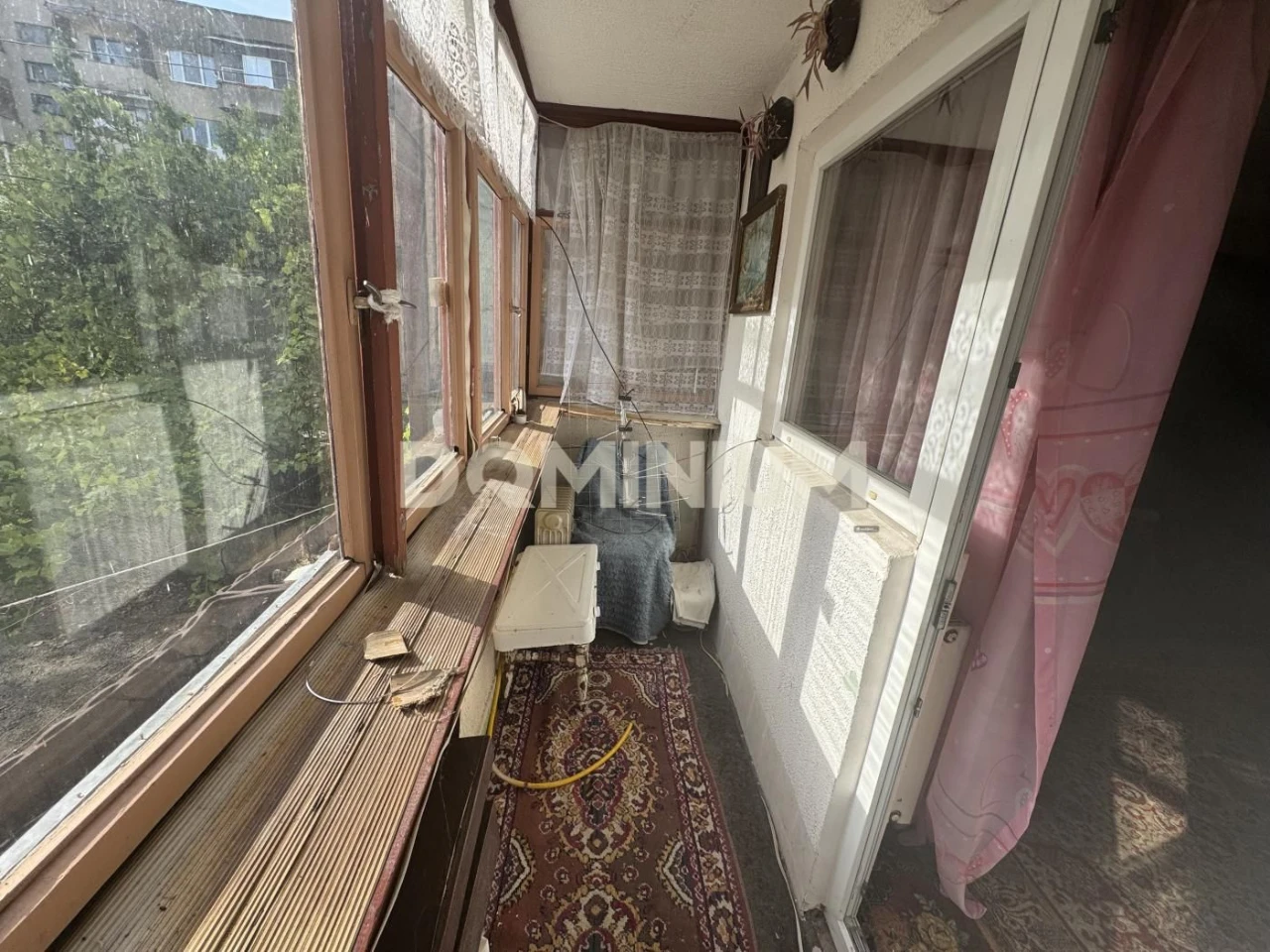 Хуст . Напівособняк . Продаж. Ценрт.