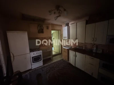 Хуст . Напівособняк . Продаж. Ценрт.