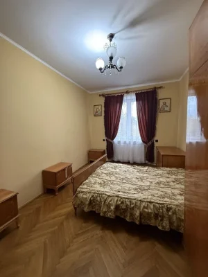 For Sale: Cozy 3-bedroom apartment in the center of Chop, can be financed
