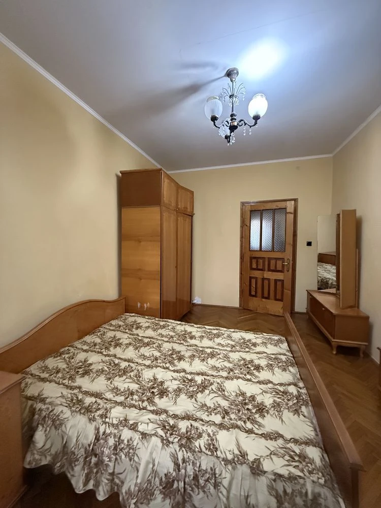 For Sale: Cozy 3-bedroom apartment in the center of Chop, can be financed