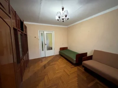 Apartment. Chop, Zalesnykiv Street.