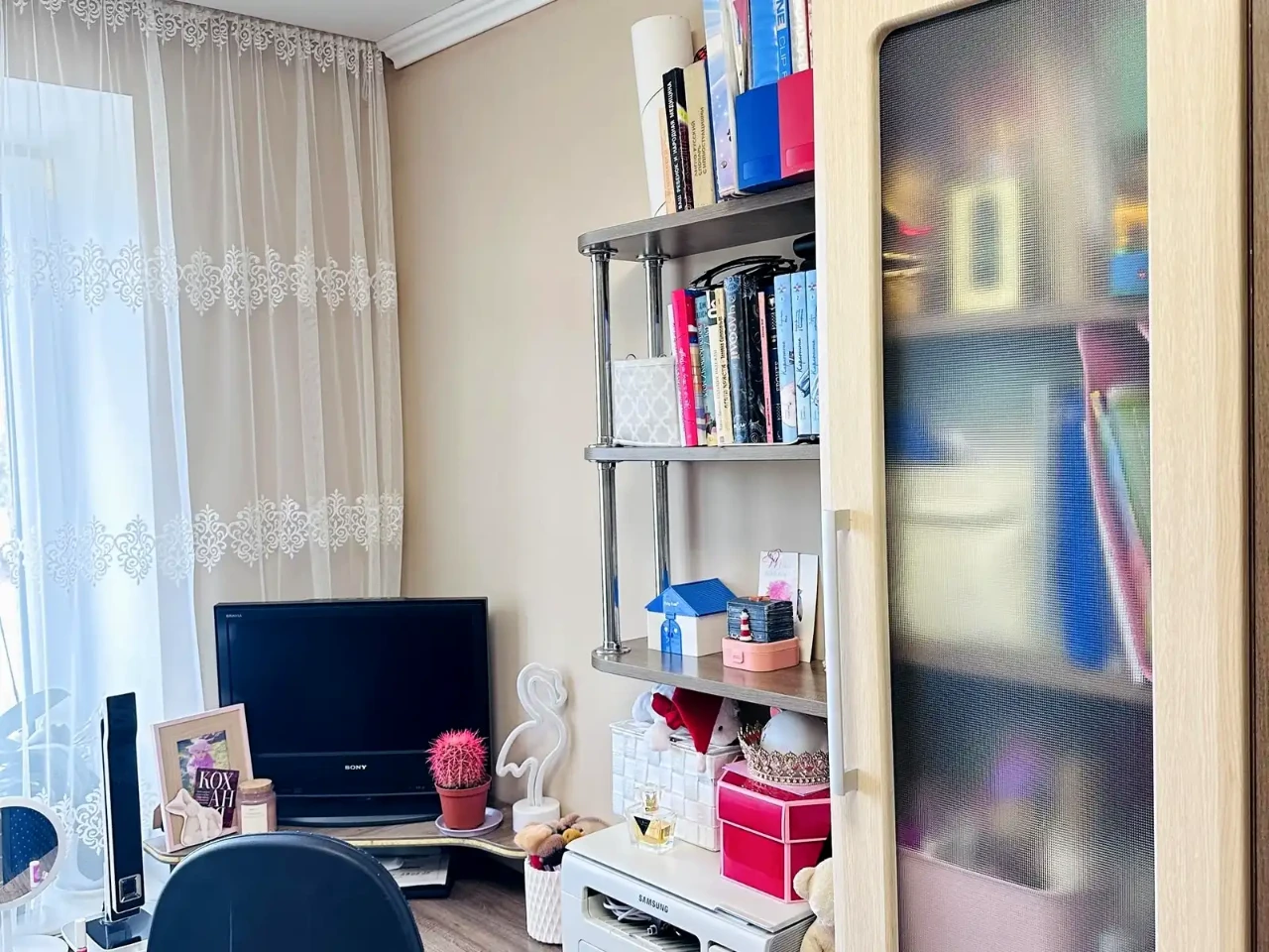 2-room apartment for sale, 56 m² on the 5th floor.