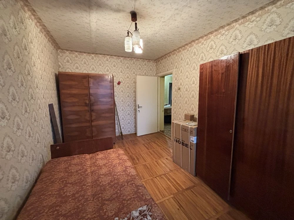 Sale of a 2-room apartment in Chop, Zalesnykiv Prospect