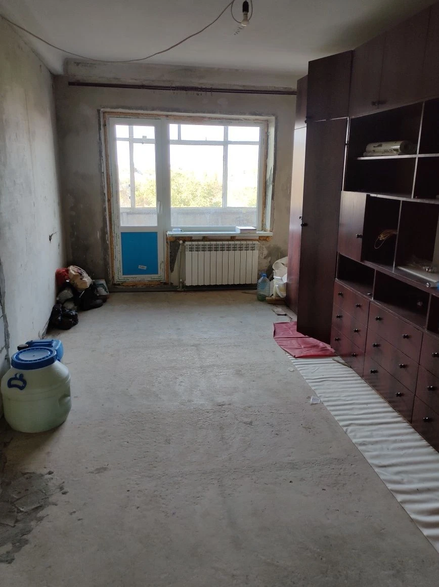 For Sale: 3-room apartment in Volynsk