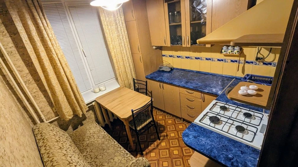 Продам квартиру 3к+мебель и техника (тільки продаж)!