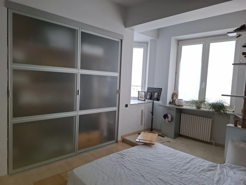 I will sell 4 pcs. an apartment in the best district of Odessa on Dovzhenko Street