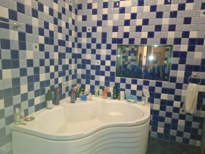 I will sell 4 pcs. an apartment in the best district of Odessa on Dovzhenko Street