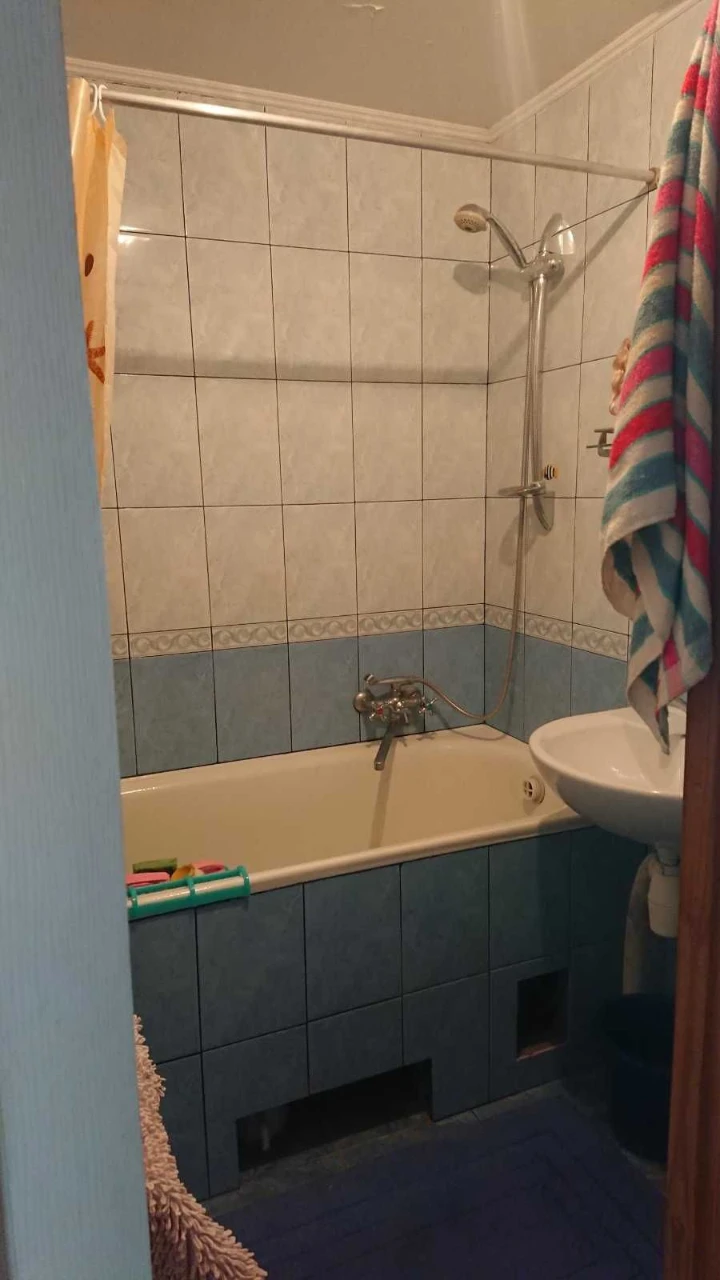 Продаю 3-комнатную квартиру в г. Долина, Ивано-Франковской области