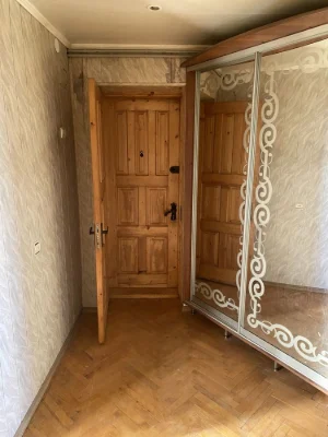 3-кімнатна квартира від власника, м. Долина (вул. Хмельницького 1)