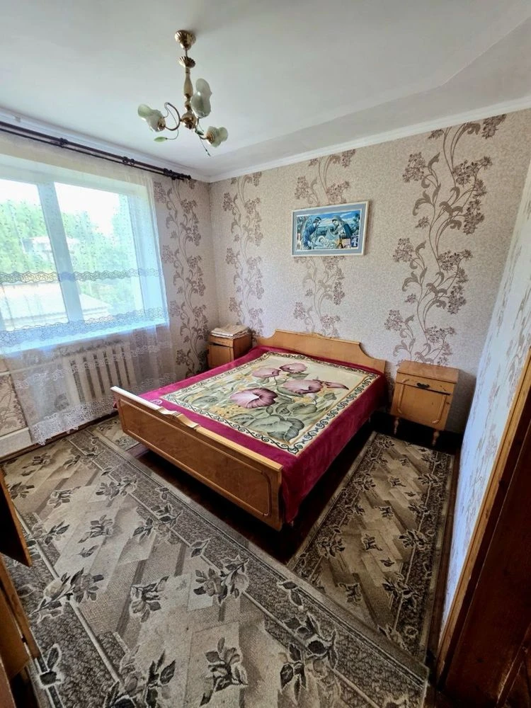 Трехкомнатная квартира 80 м², в с. Мала Тур'я