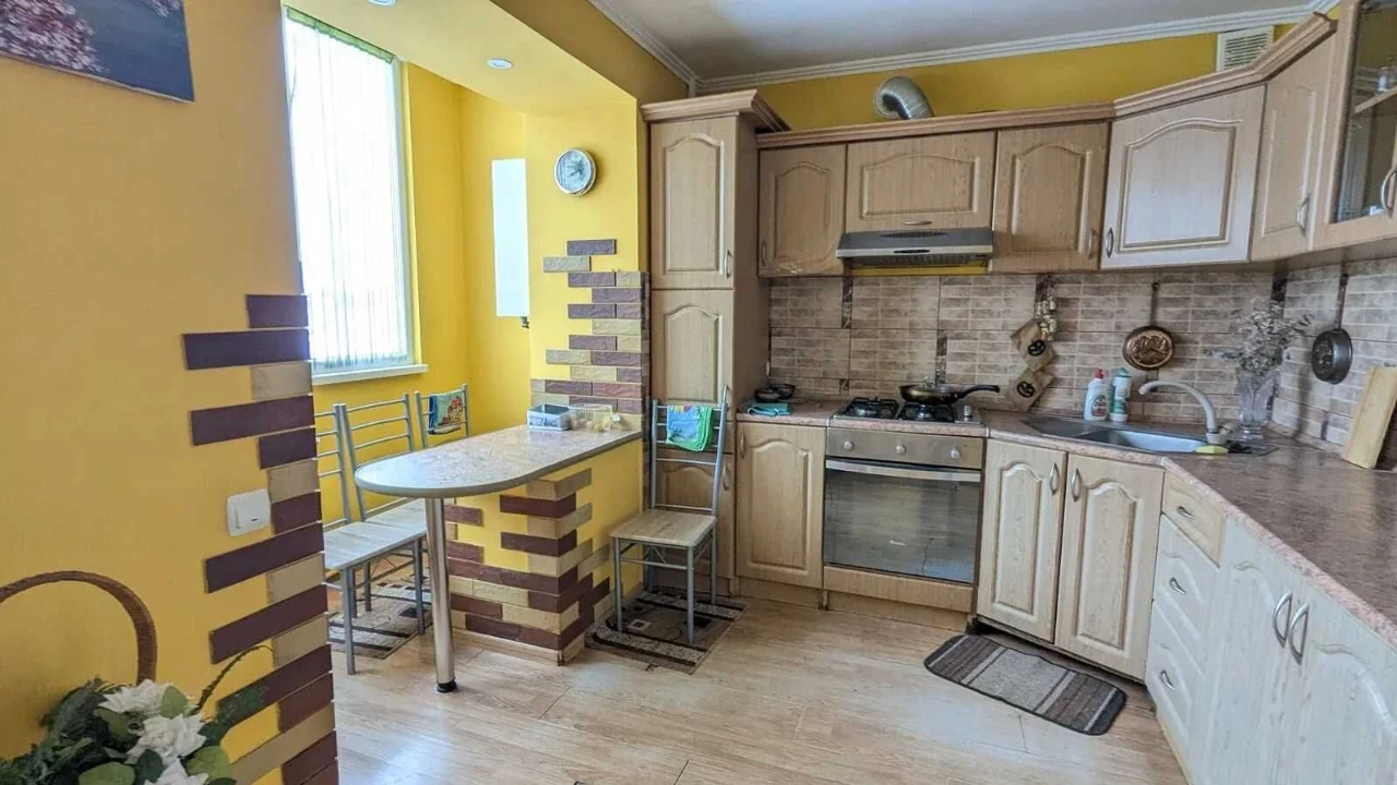 3-кімнатна квартира в м. Долина