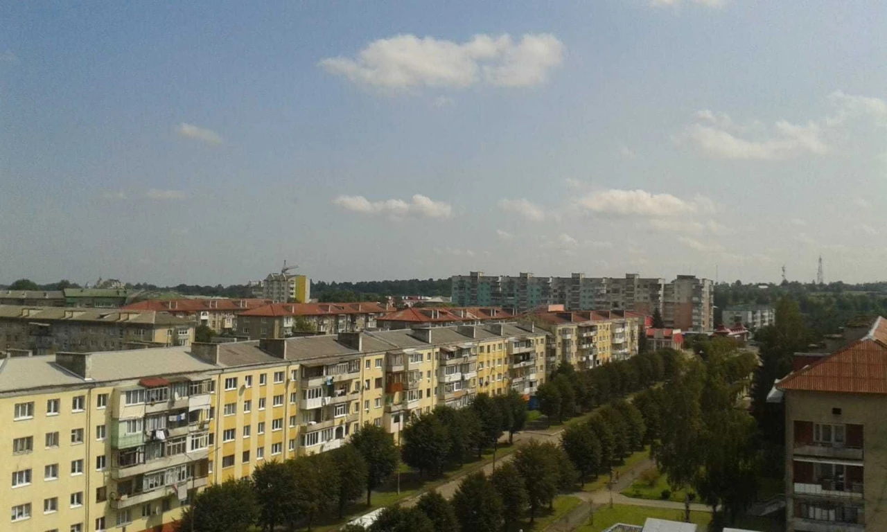 Продам 2-х кімнатну квартиру
