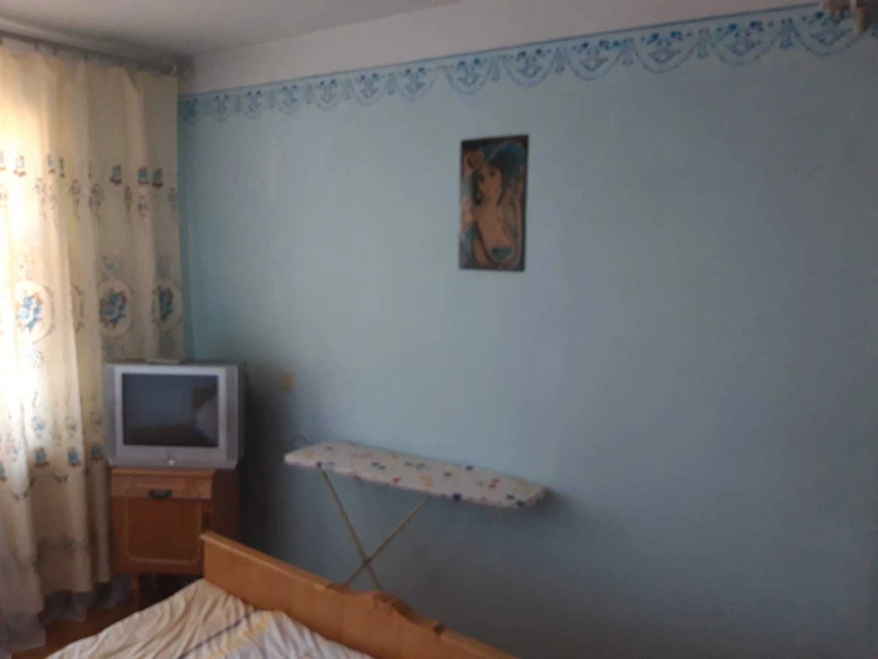 Продам 2-х кімнатну квартиру