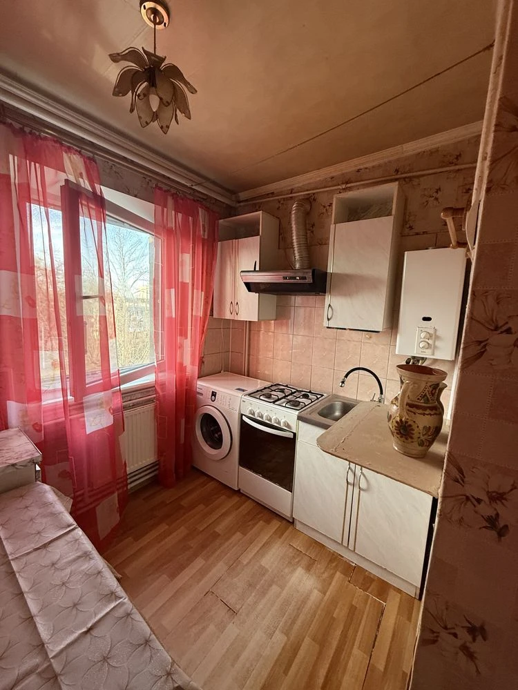 3 room apartment. Owner, selling a 3-room apartment,