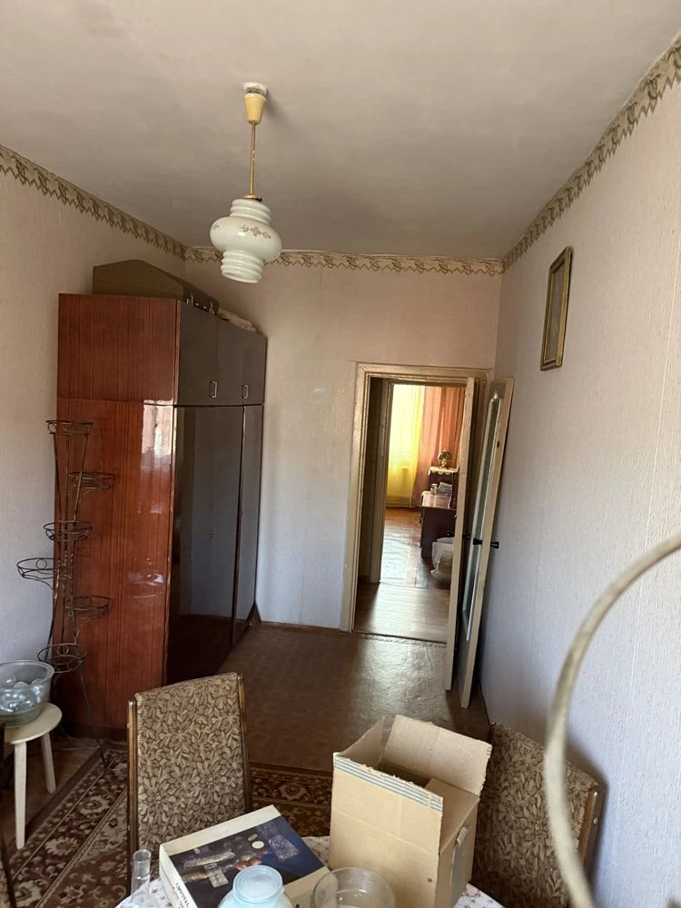 3 room apartment. Owner, selling a 3-room apartment,