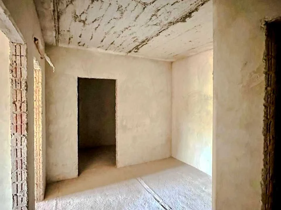 Apartment. Bilasa and Danyshyna Street, Kalush (Building)