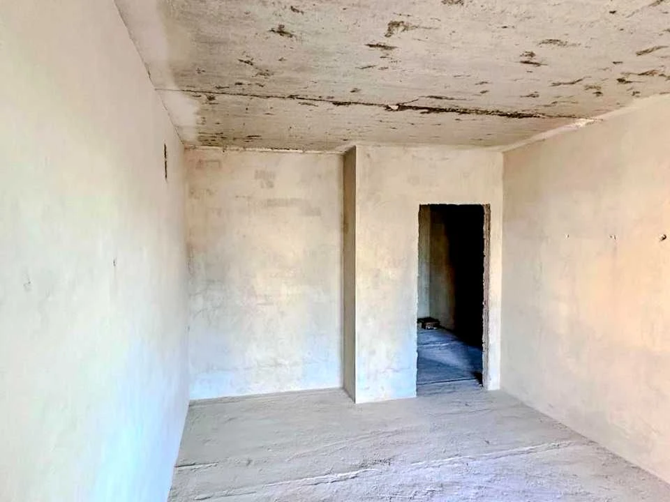 Apartment. Bilasa and Danyshyna Street, Kalush (Building)
