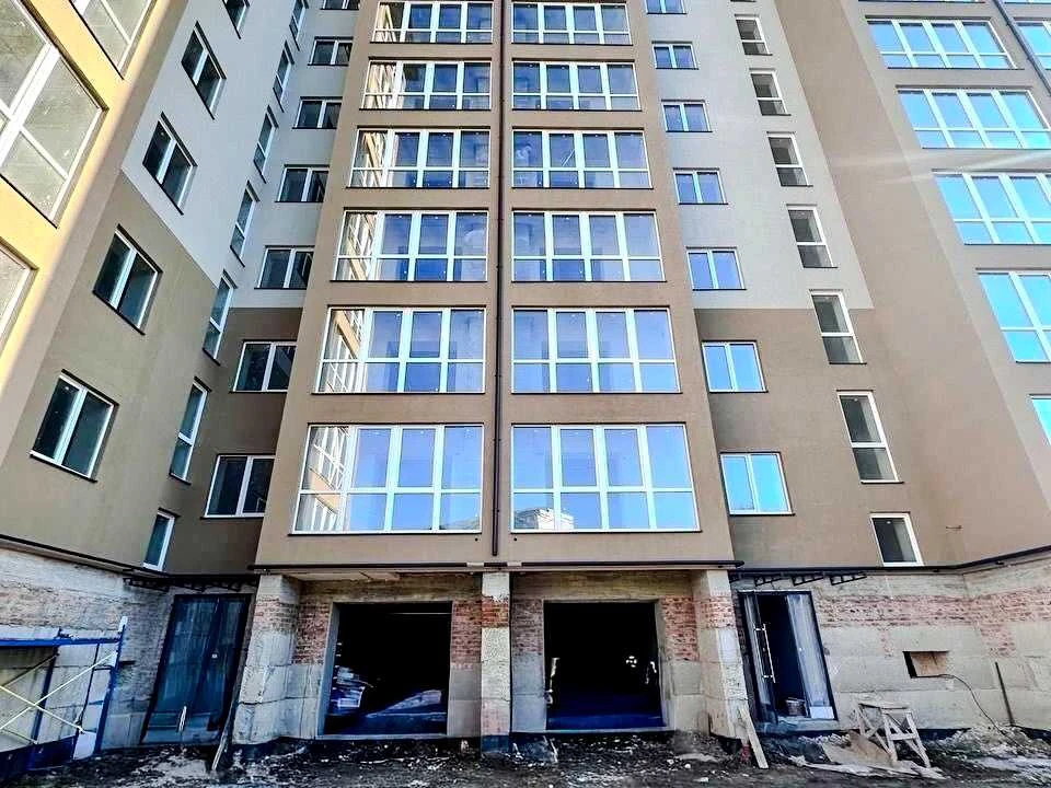Apartment. Bilasa and Danyshyna Street, Kalush (Building)