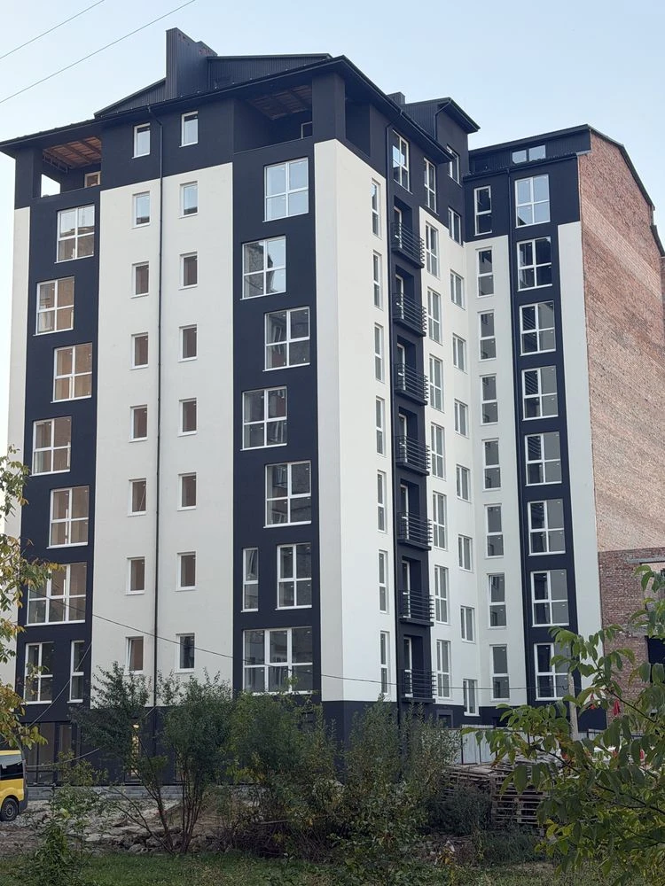 Мансардна квартира в центрі міста Калуша, 73,7 м²