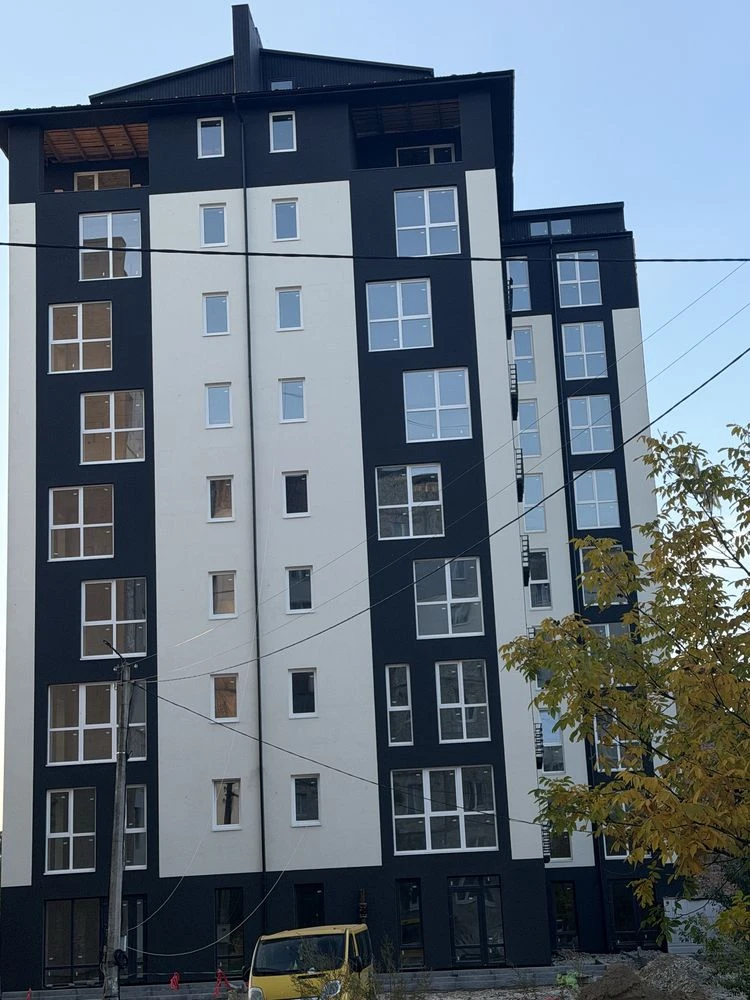 Мансардна квартира в центрі міста Калуша, 73,7 м²