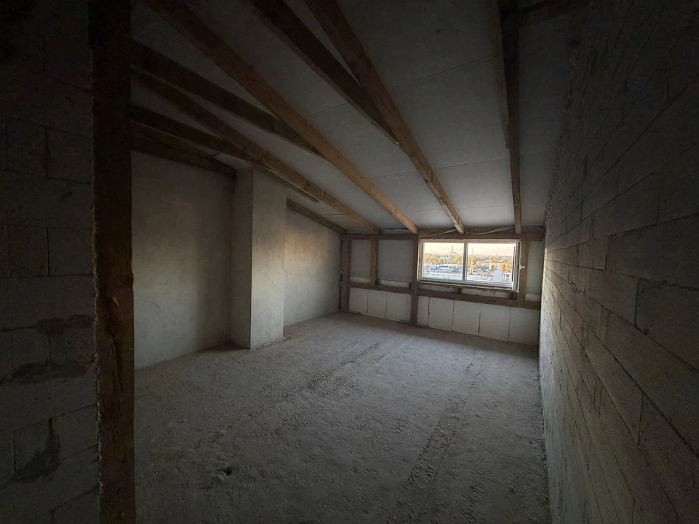 Мансардна квартира в центрі міста Калуша, 73,7 м²