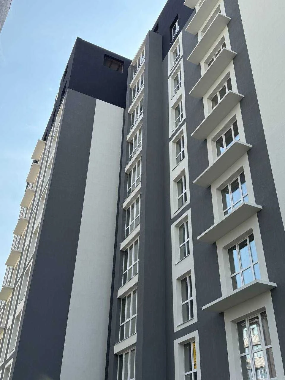 Продається 2 кім квартира в ЖК Park House, вул.О.Пчілки, м.К