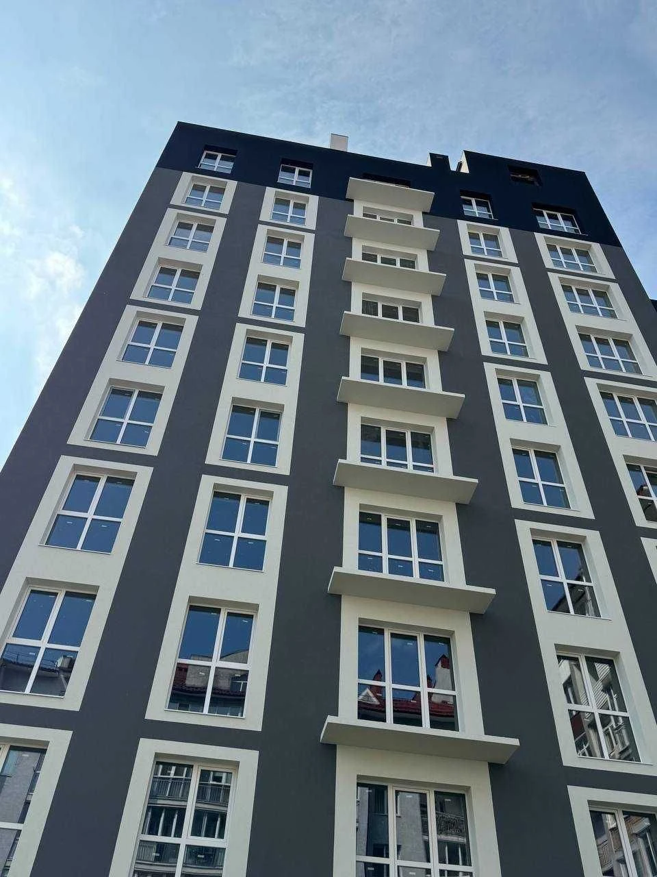 Продається 1-кімнатна квартира в ЖК "Park House" по вул. О. Пчілки, м. Калуш