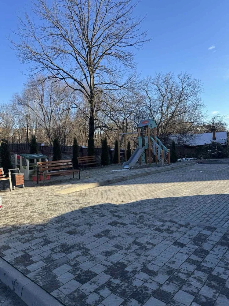 В центрі міста квартира вільного планування з паркомісцем Ка