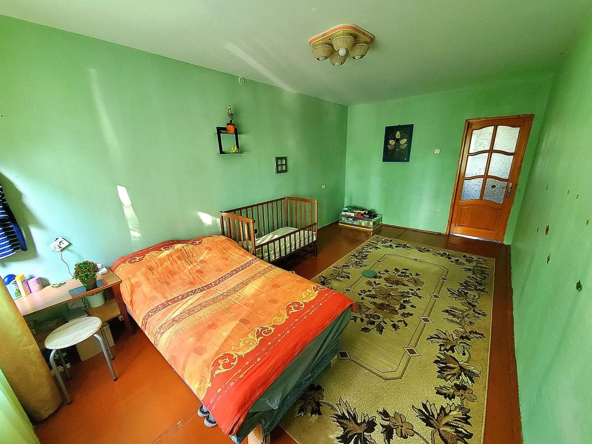 Продам 2-кімнатну квартиру  з усім (48 м.кв.)