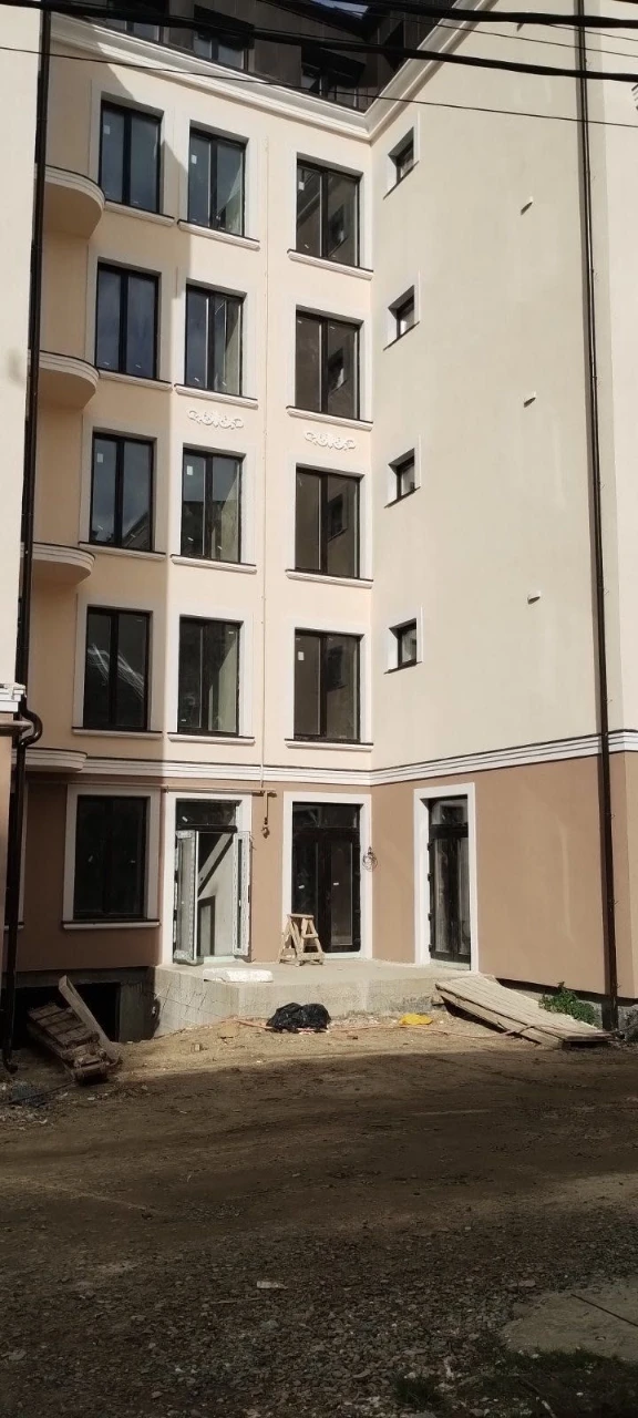 3-bedroom apartment for sale in the center of Kolomyia