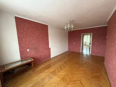 Продаж 3-и кімнатна квартира