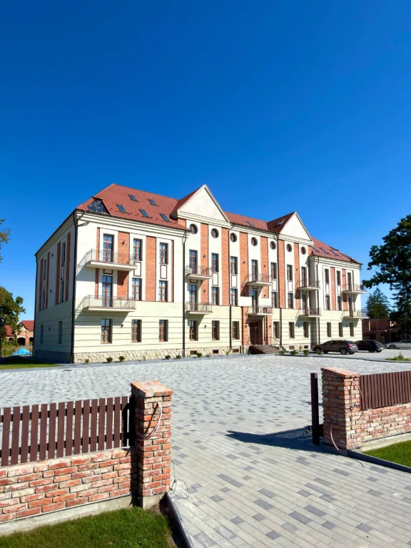 Продаж двокімнатної квартири у зданому будинку, розтермінува