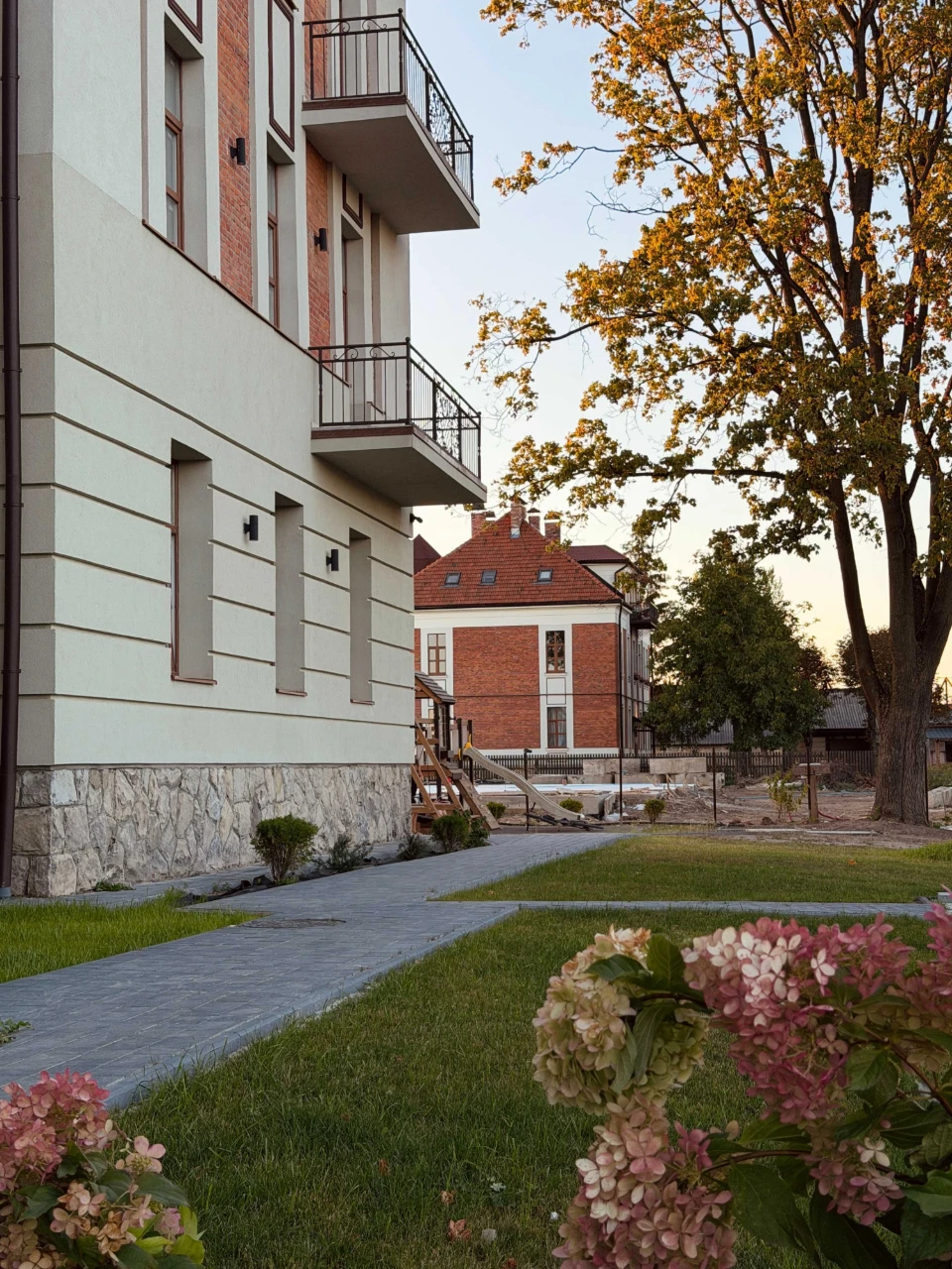 Продаж двокімнатної квартири в зданому будинку, розтермінування