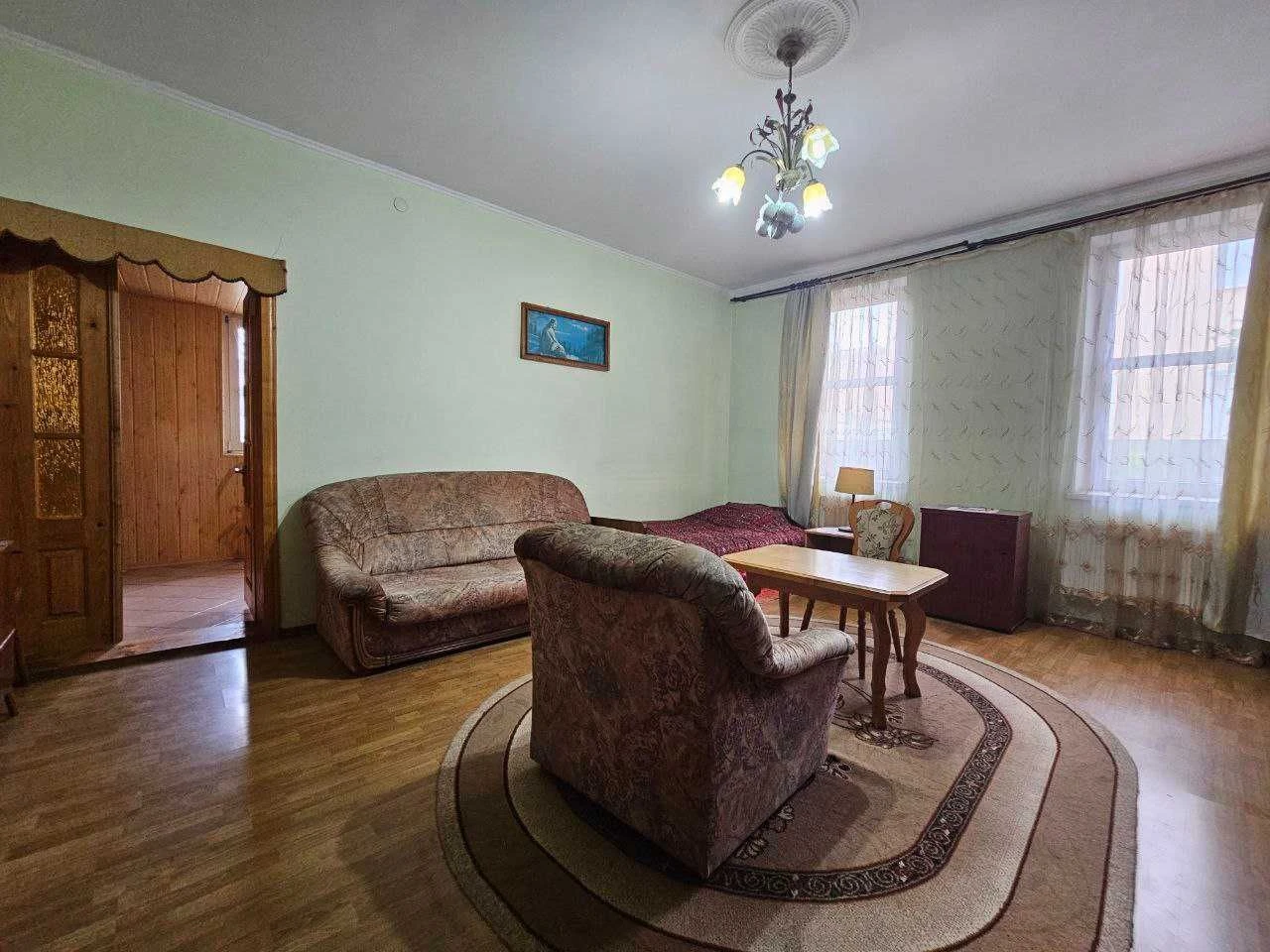Продаж 2-кімнатній квартири в цегляному будинку в центрі міста Коломиї