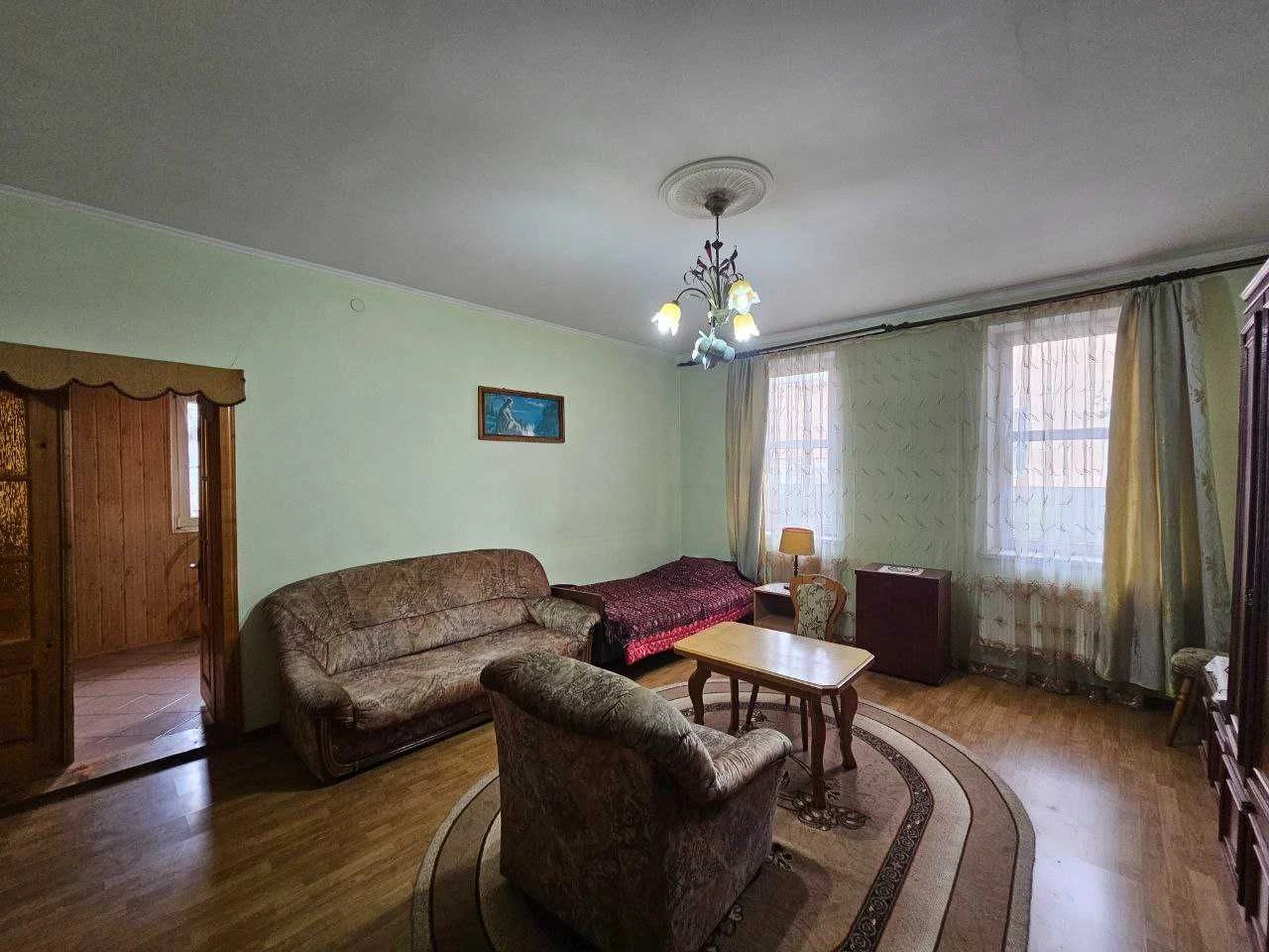 Продаж 2-кімнатній квартири в цегляному будинку в центрі міста Коломиї