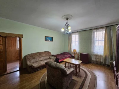Продаж 2-кімнатній квартири в цегляному будинку в центрі міста Коломиї
