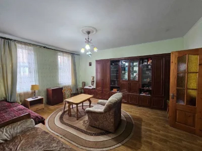 Продаж 2-кімнатній квартири в цегляному будинку в центрі міста Коломиї