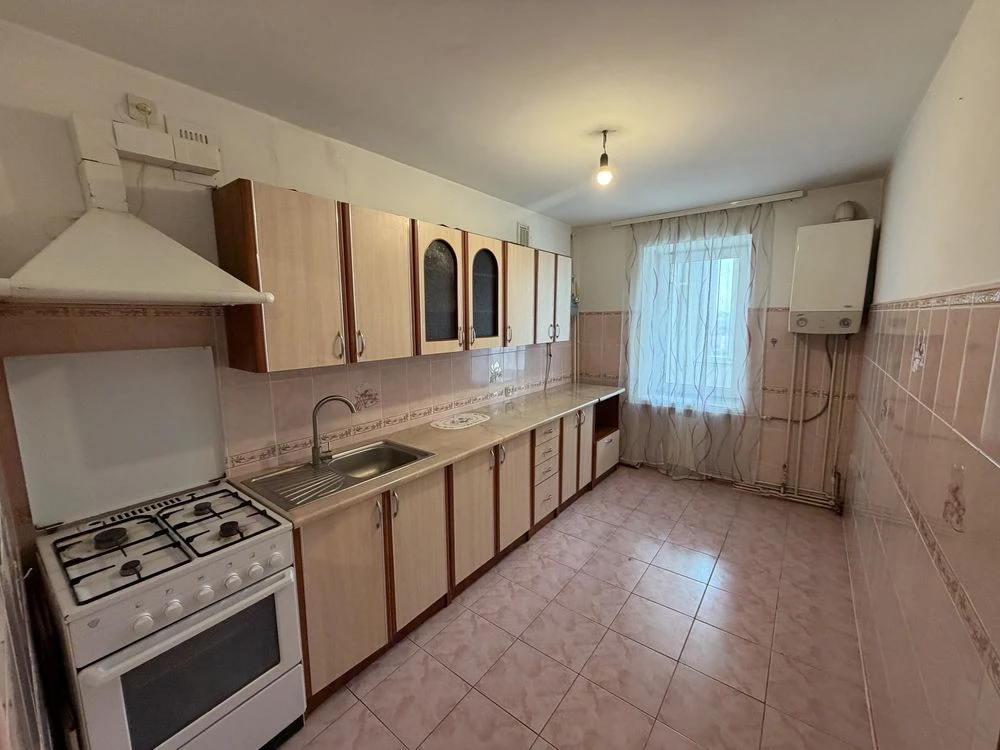For Sale: 4-room Apartment in the city of Kolomyia