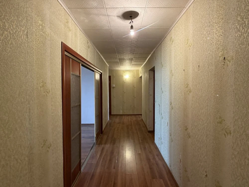 For Sale: 4-room Apartment in the city of Kolomyia