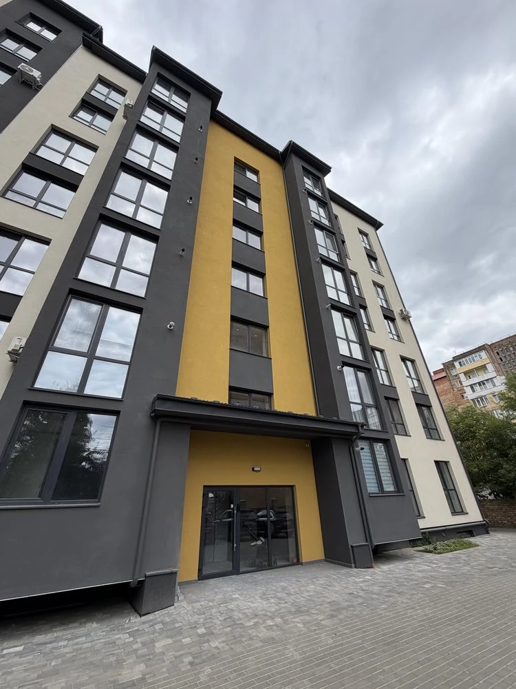 Sale of a 3-room apartment in the "Zat" residential complex