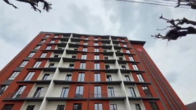 For sale, a magnificent 2-room apartment in the city center, suitable for permanent residency