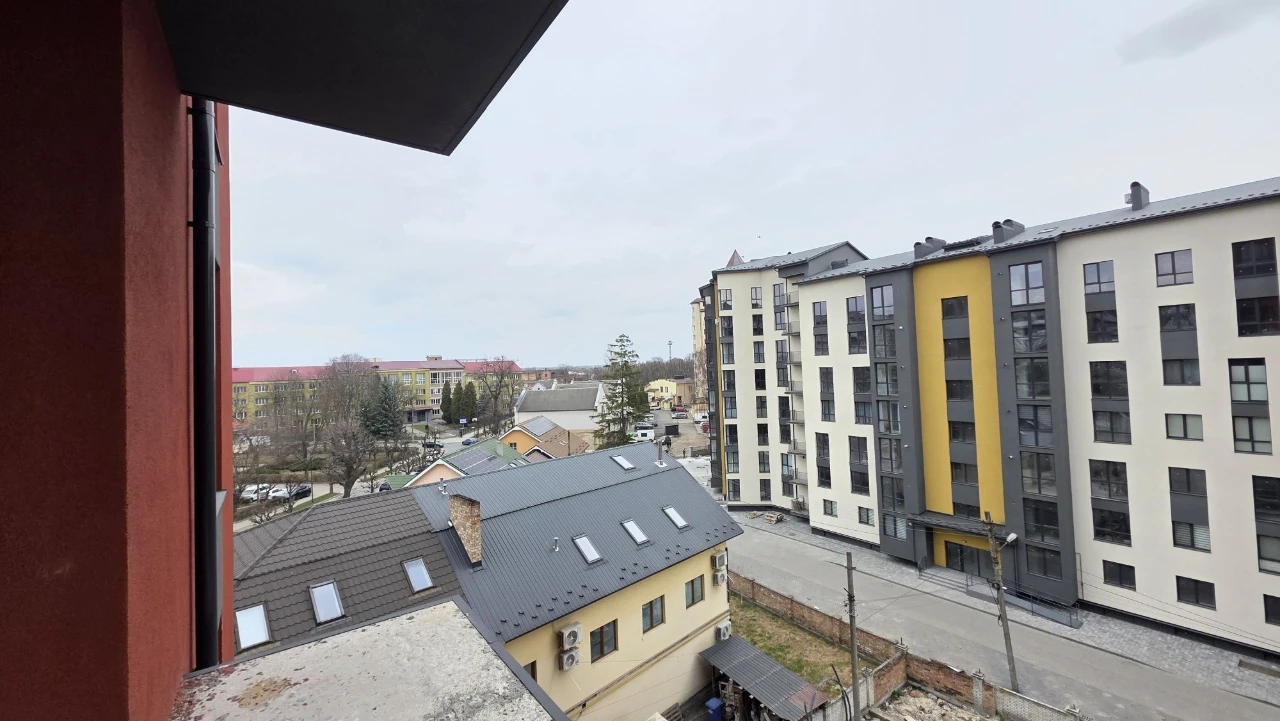 For sale, a magnificent 2-room apartment in the city center, suitable for permanent residency