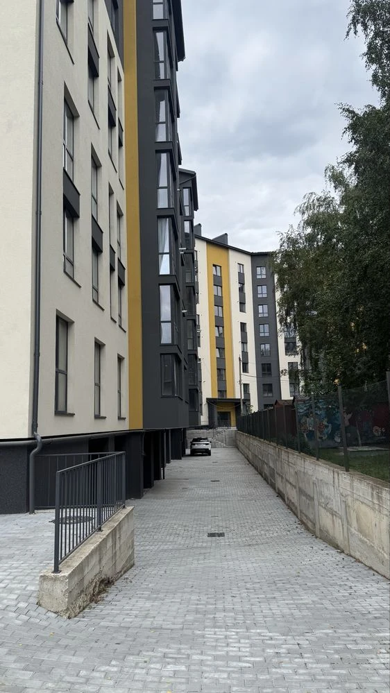 Продаж 2-3х кімнатний квартир в м.Коломия(будинок зданий в е