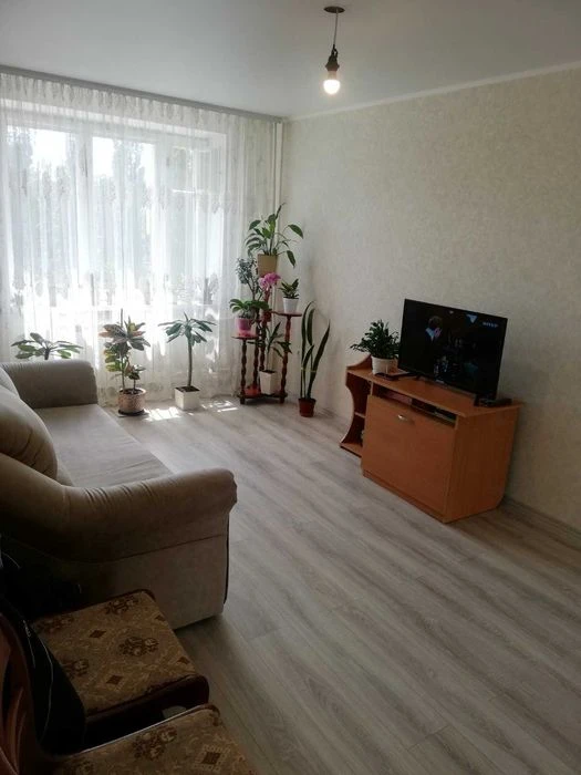I will sell a room in the commune ul. Joliot Cury