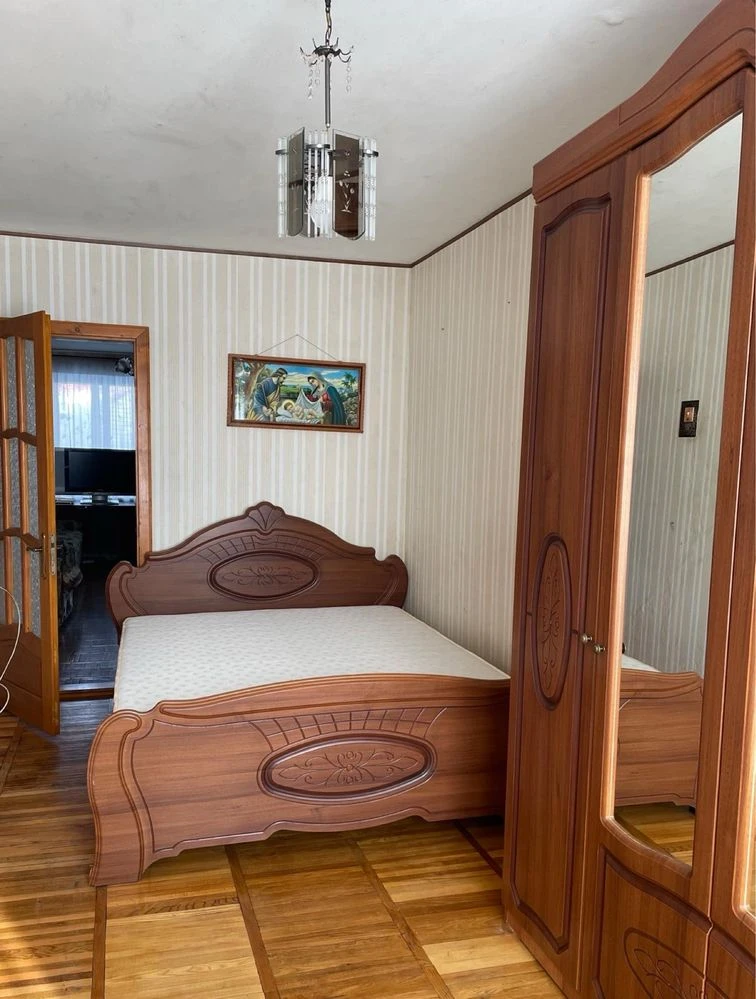 Two-room apartment for sale in the city center of Snatyn